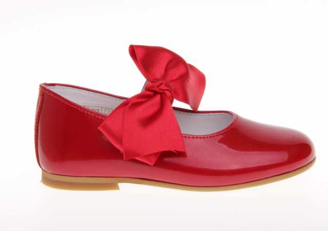 MERCEDITAS EN CHAROL CON VELCRO Y LAZO