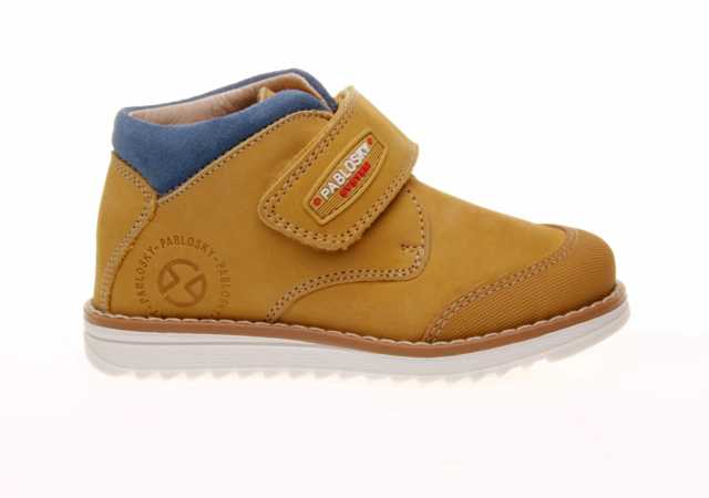 BOTA NIÑO PABLOSKY CON VELCRO Y PUNTERA REFORZADA