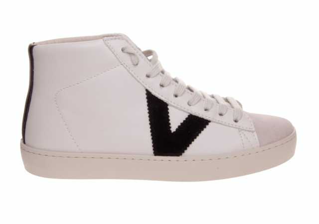 BOTA VICTORIA NIÑA CON CORDONES