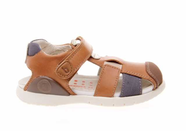 SANDALIA NIÑO BIOMECANICS CON VELCRO Y PUNTERA REFORZADA