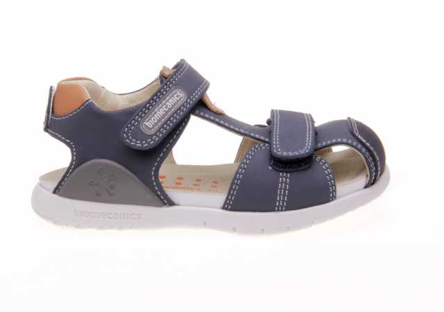 SANDALIA NIÑO BIOMECANICS CON VELCRO Y PUNTERA REFORZADA