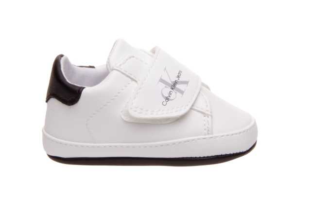 BLUCHER NIÑO CALVIN KLEIN EN BADANA CON VELCRO