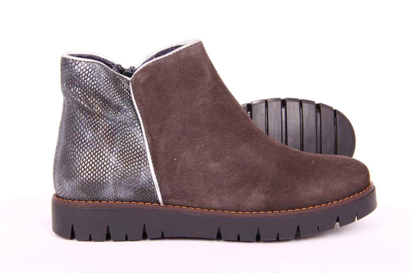 Comprar zapato FANTASIA KIDS para JOVEN NIÑA estilo BOTINES-BOTA ALTA