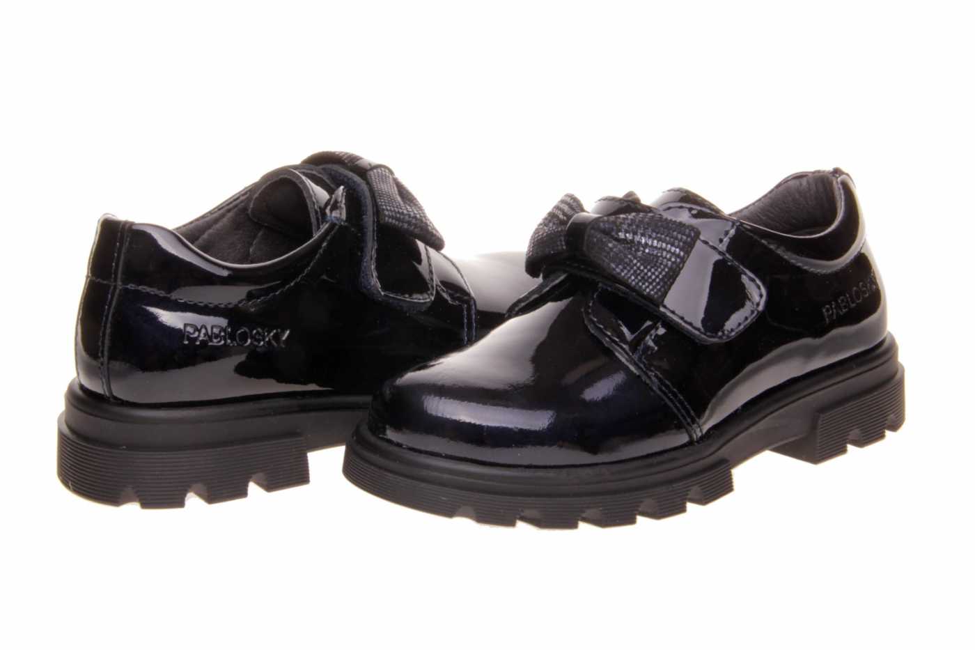 Comprar zapato PABLOSKY para JOVEN NIÑA estilo BLUCHER color AZUL MARINO  CHAROL