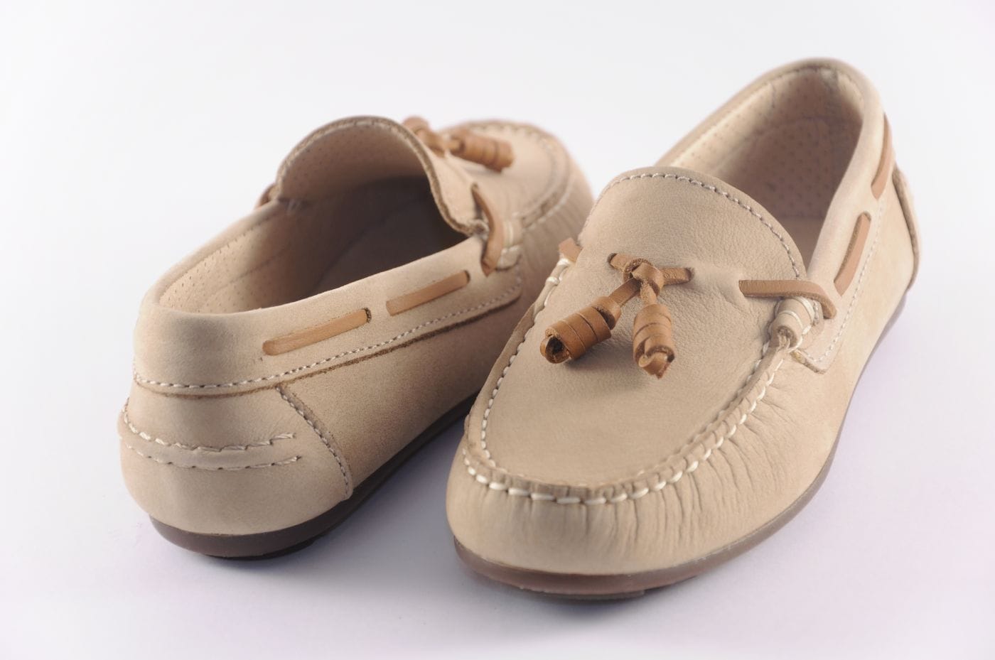 Comprar zapato FANTASIA para JOVEN NIÑO estilo MOCASIN color CAMEL ANTE