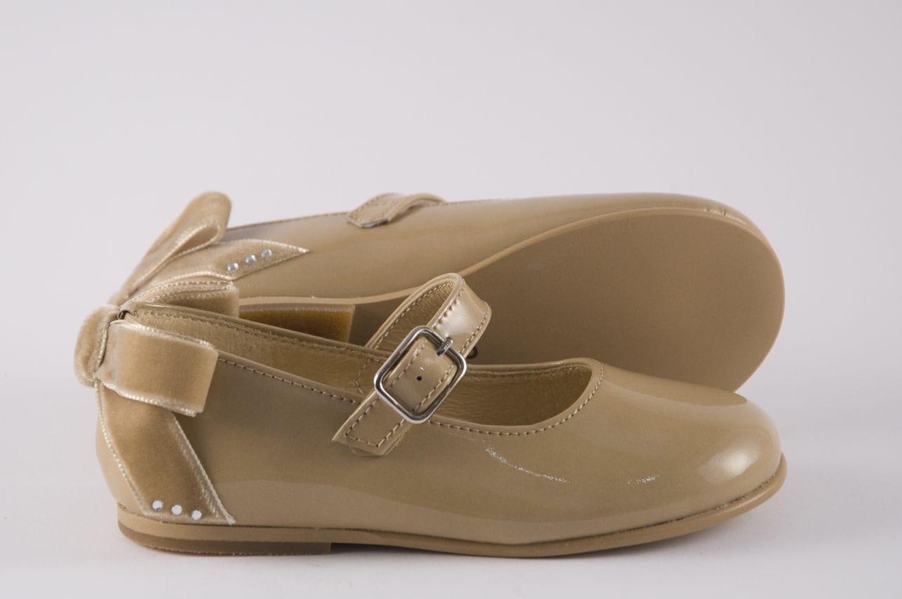 Shop Zapatos Camel Niña | UP OFF