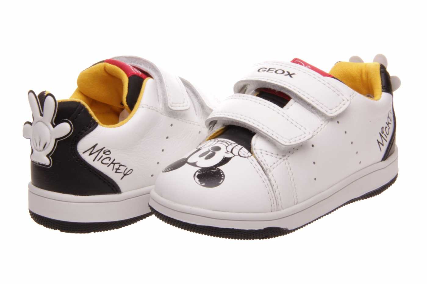 Zapatillas Geox niño. Zapatos geox niño. Geox niños outlet.