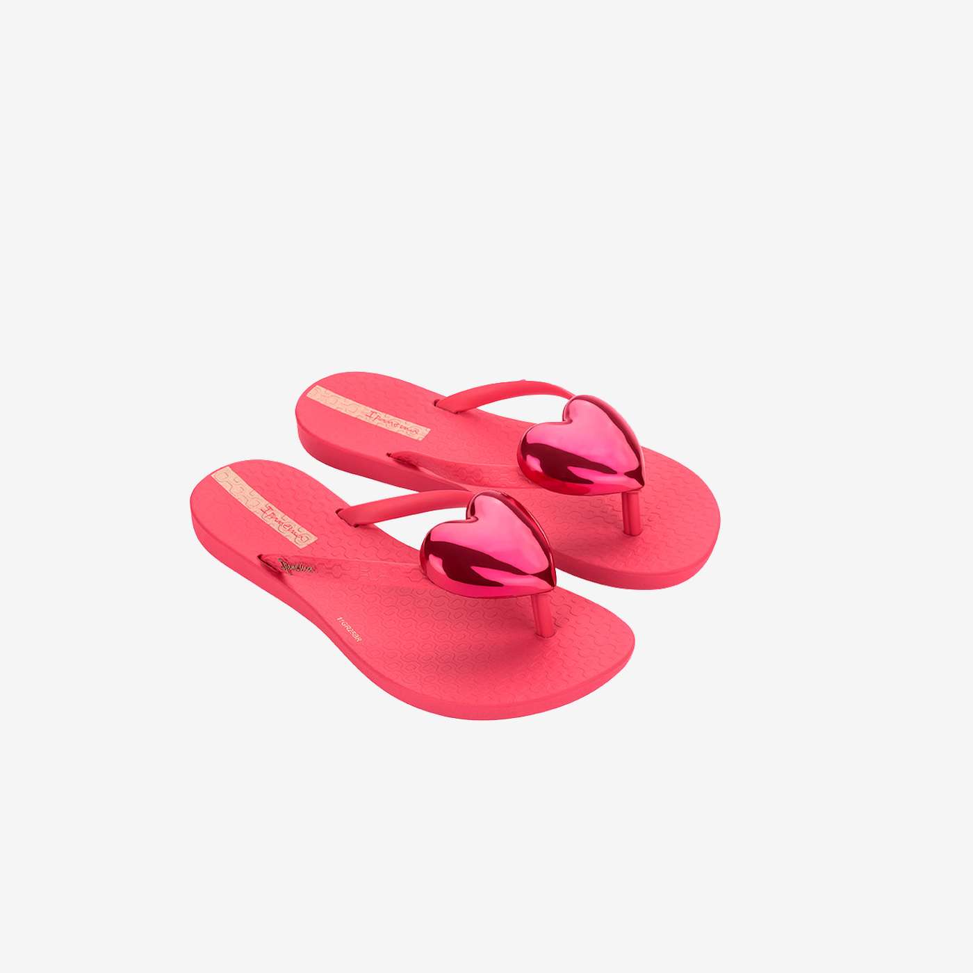 Playeras en fucsia con adorno de corazon de Ipanema
