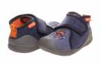 ZAPATILLA DE CASA BIOMECANICS CON VELCRO Y PUNTERA REFORZADA