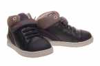 BOTA NIÑO BIOMECANICS CON VELCRO Y PUNTERA REFORZADA
