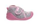 ZAPATILLA DE CASA NIÑA BIOMECANICS CON VELCRO Y PUNTERA REFORZADA