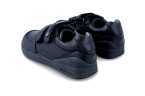 Zapato colegial con velcro y puntera reforzada  Biomecanics 231016 en negro. Tallas 28–41