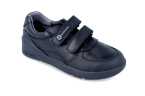 Zapato colegial con velcro y puntera reforzada  Biomecanics 231016 en negro. Tallas 28–41