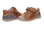 BOTA NIÑO BIOMECANICS PRIMEROS PASOS CON VELCRO Y PUNTERA REFORZADA
