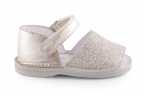 SANDALIA MENORQUINA METALIZADA CON GLITTER Y VELCRO