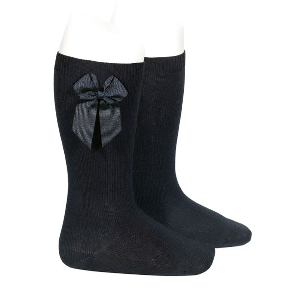 Calcetines Altos para Niña Cóndor con Lazo – Elegancia y Comodidad