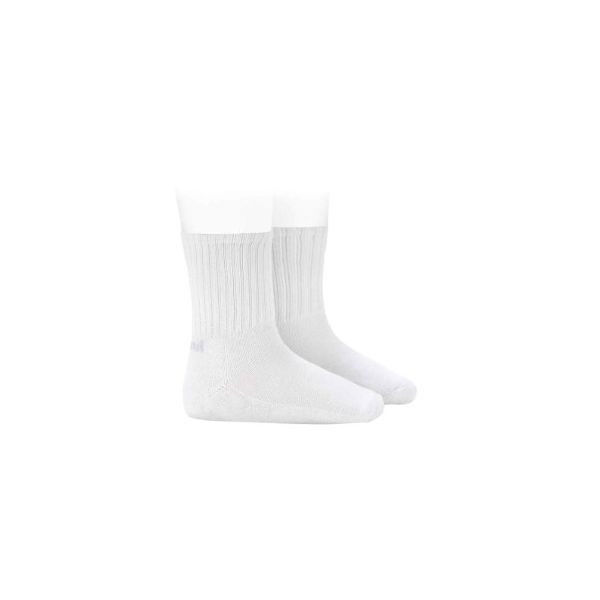 Calcetines Deportivos Blancos para Niño – Comodidad y Rendimiento en Cada Paso