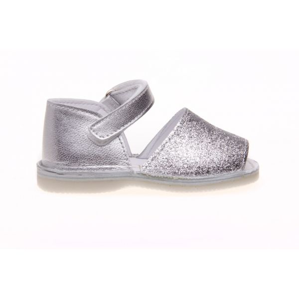 SANDALIA MENORQUINA METALIZADA CON GLITTER Y VELCRO