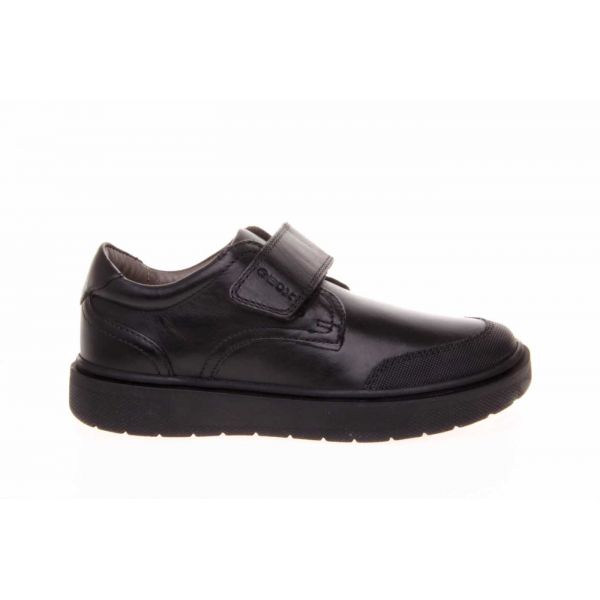 ZAPATO COLEGIAL GEOX CON VELCRO Y PUNTERA REFORZADA