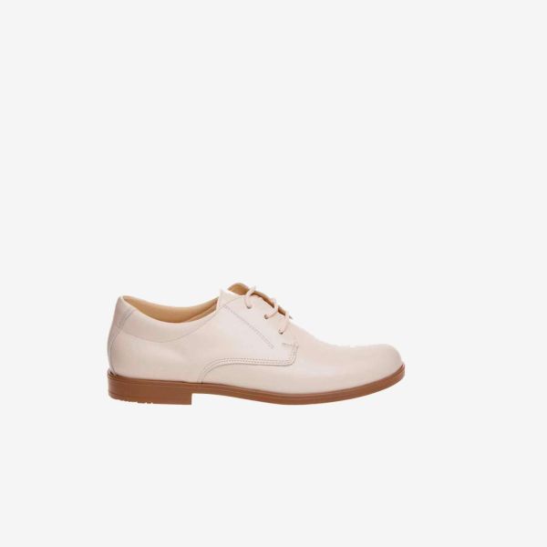 Zapato ceremonia/comunion de piel en beige de cordon.