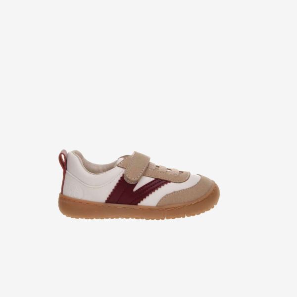 Deportivos respetuoso en blanco y beige con un toque burdeos con velcro y elasticos