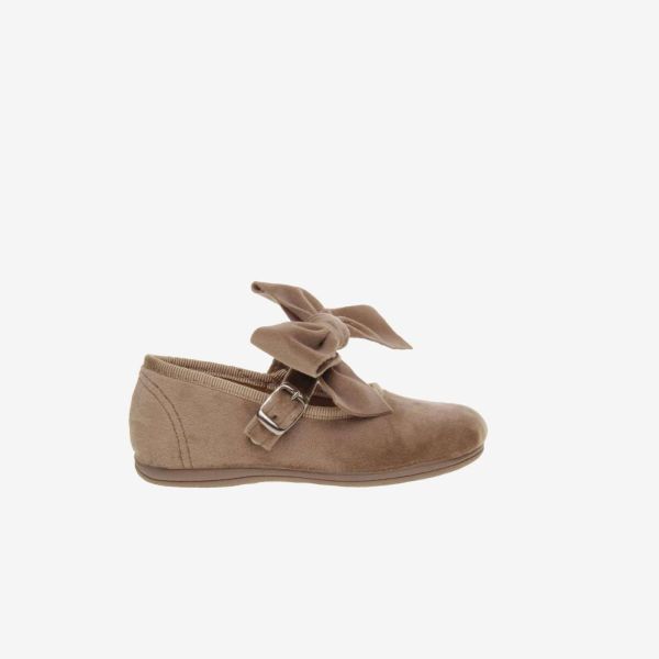 VUL-PEQUES BEIGE MERCEDES VESTIR ANTE