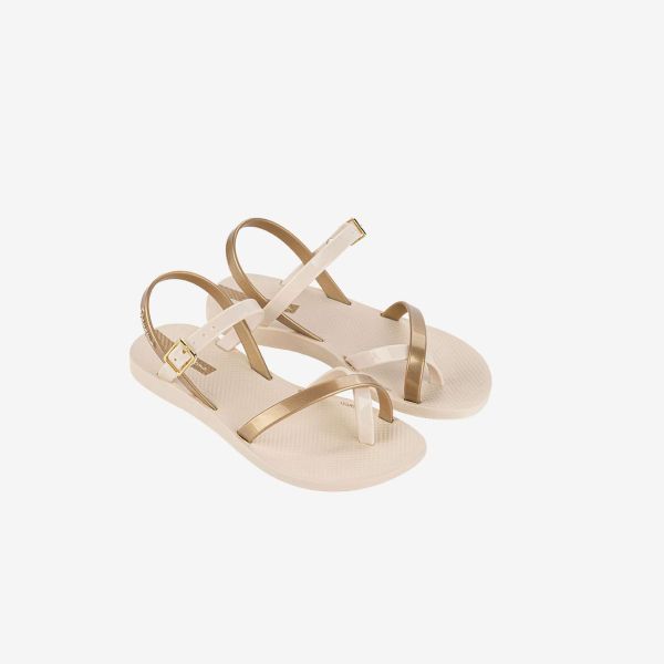 Sandalias playeras en beige y dorada de Ipanema