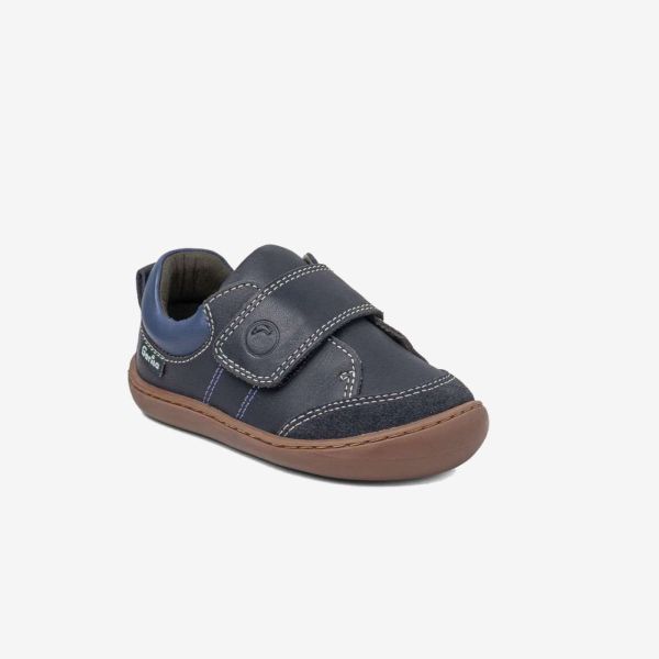 Blucher Gorila niño azul marino barefoot.