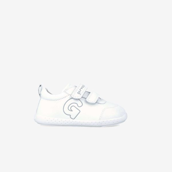 Deportiva coleccion soft respetuosa unisex.